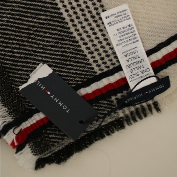 Tommy Hilfiger Scarf - Picture 2 of 3
